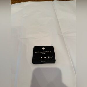 Banana Republic Earring Set